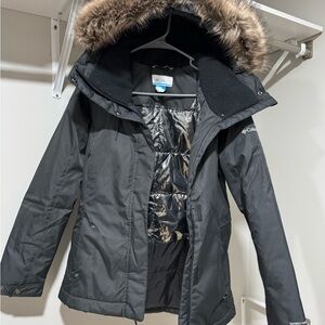 Columbia Women's Black Insulated Parka with Faux Fur Hood with Omniheat